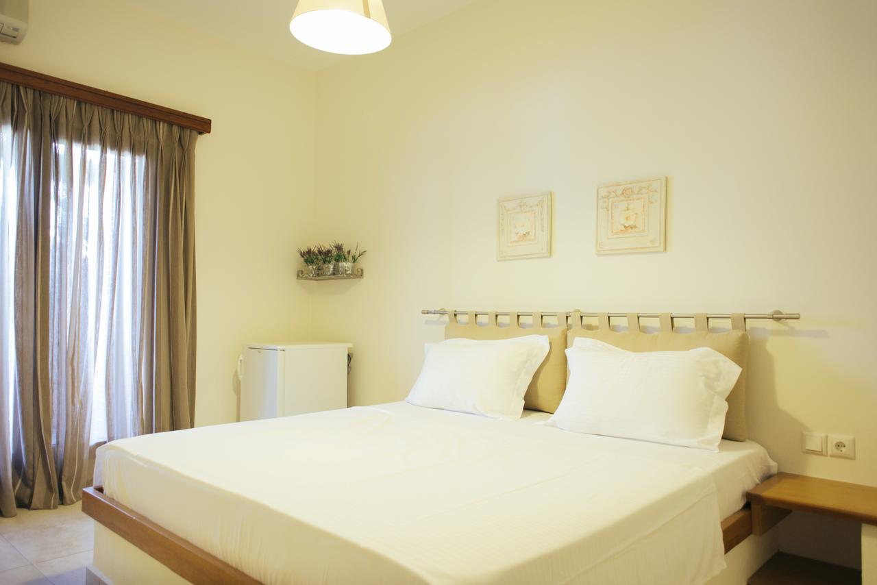 Faros Hotel アフィソス エクステリア 写真